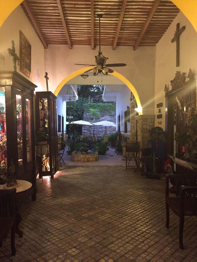 Hotel San Miguel Arcangel إسامال المظهر الخارجي الصورة