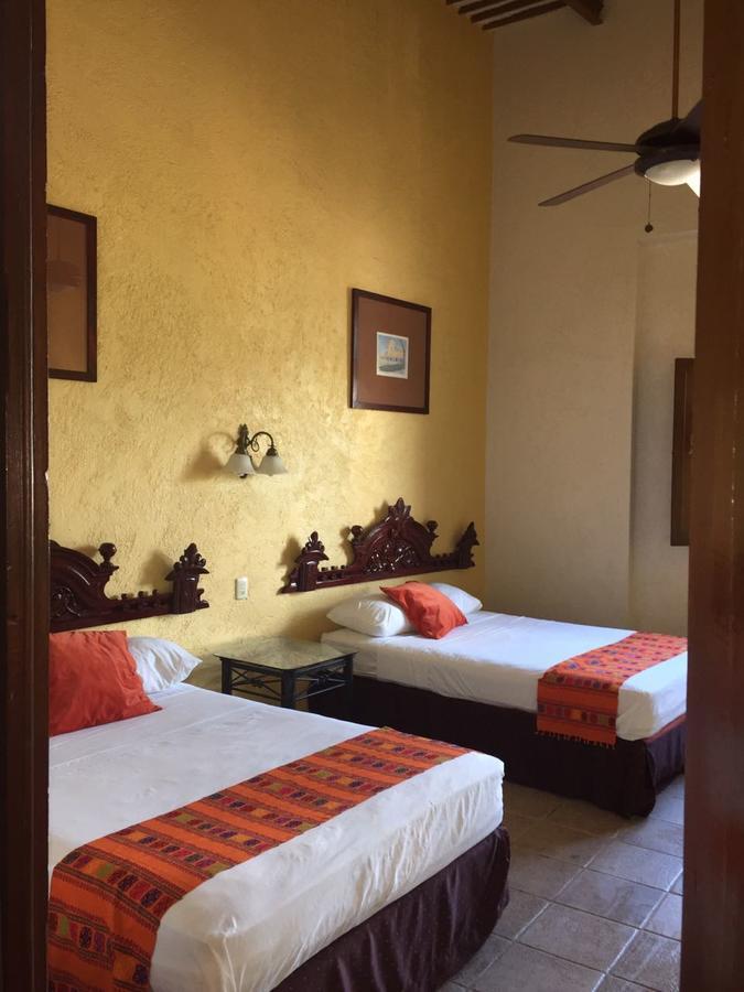 Hotel San Miguel Arcangel إسامال المظهر الخارجي الصورة