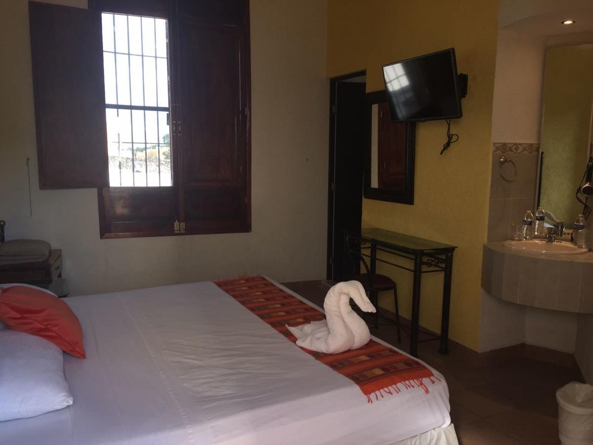 Hotel San Miguel Arcangel إسامال المظهر الخارجي الصورة